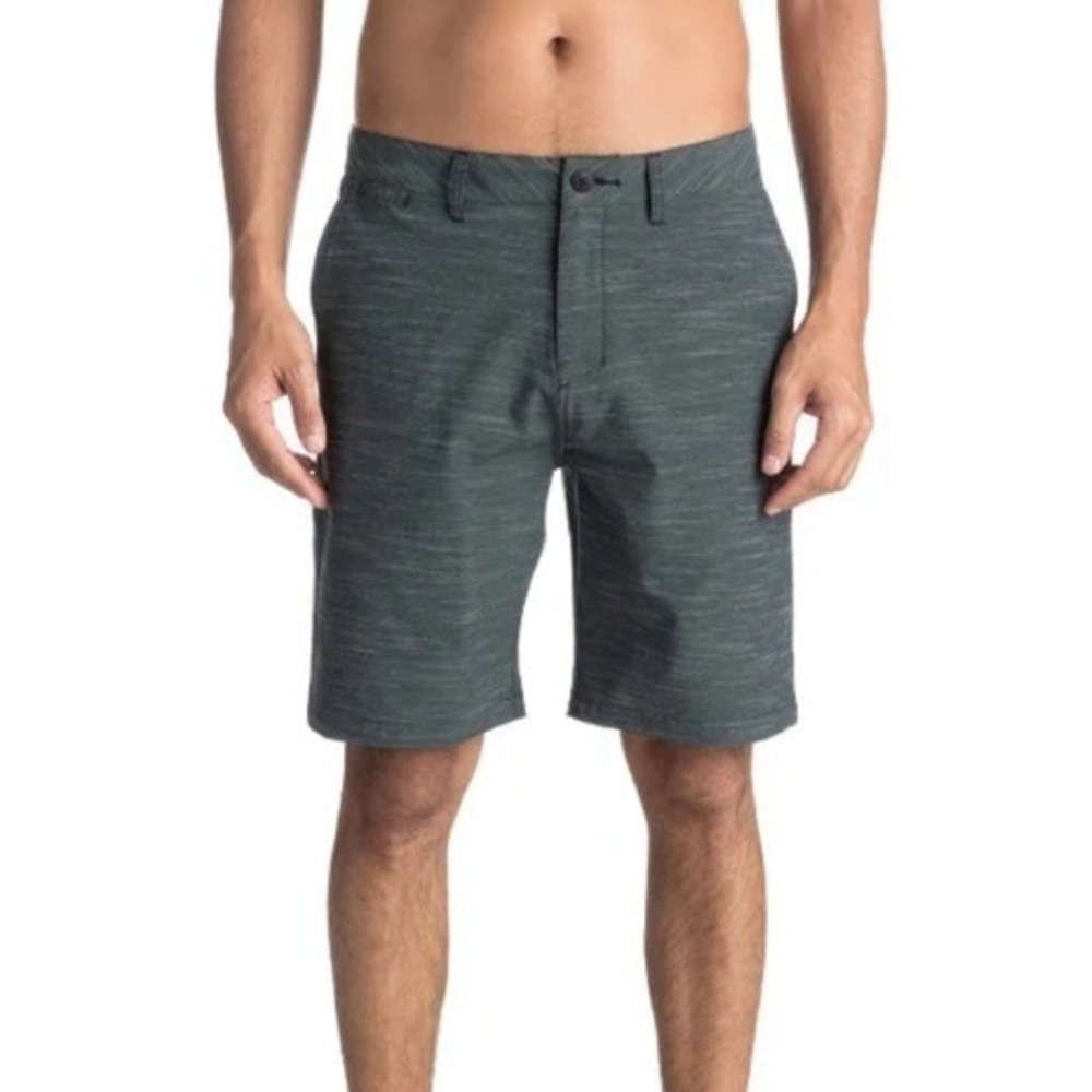 Quiksilver Amphibian Shorts | Gray Heathered 4-WayStretch Hybrid Boardshort | 30